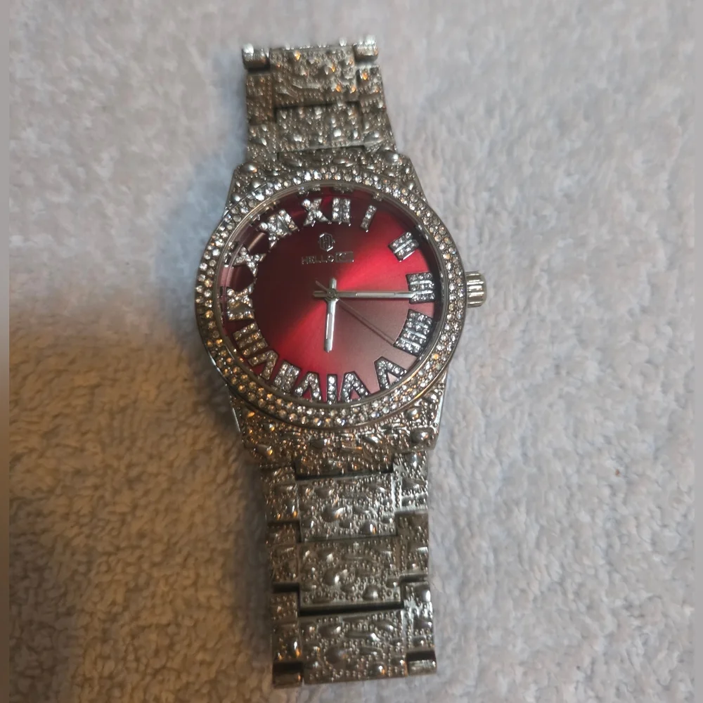 MEN WATCH ~ SILVER TONE STAINLESS STEEL 7.5